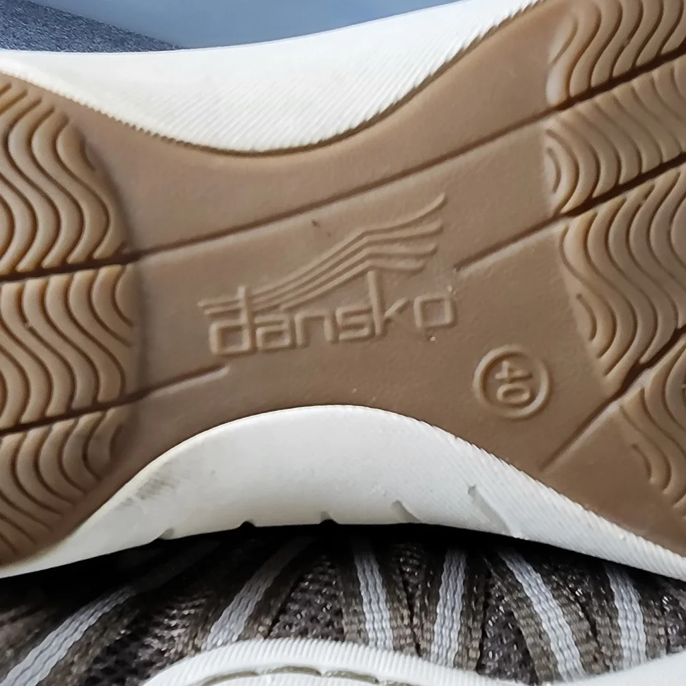 Dansko Honor Mesh Suede Drawcord Sneaker Womens Size EU 40/US 9.5-10 Brown EUC